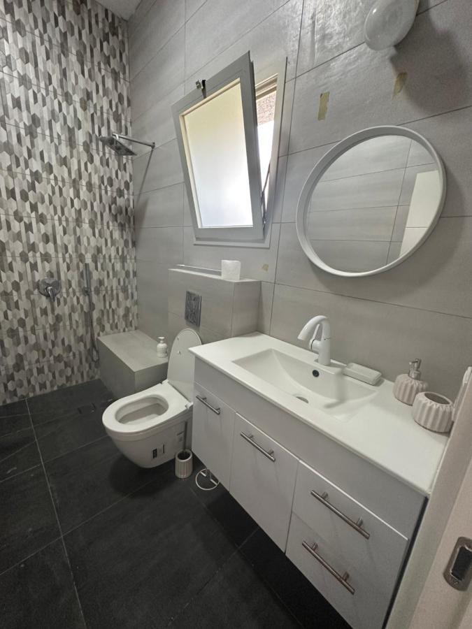 Appartement חניתה à Qiryat Shemona Extérieur photo